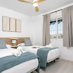 Sunstay Costa Flat Iii * טורמולינוס